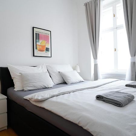 The Dante Prague - Family And Friends Apartments Экстерьер фото