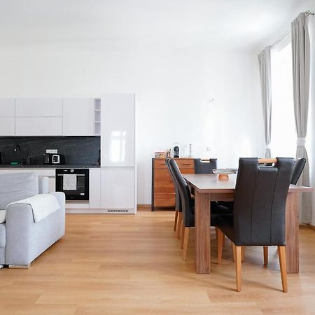 The Dante Prague - Family And Friends Apartments Экстерьер фото