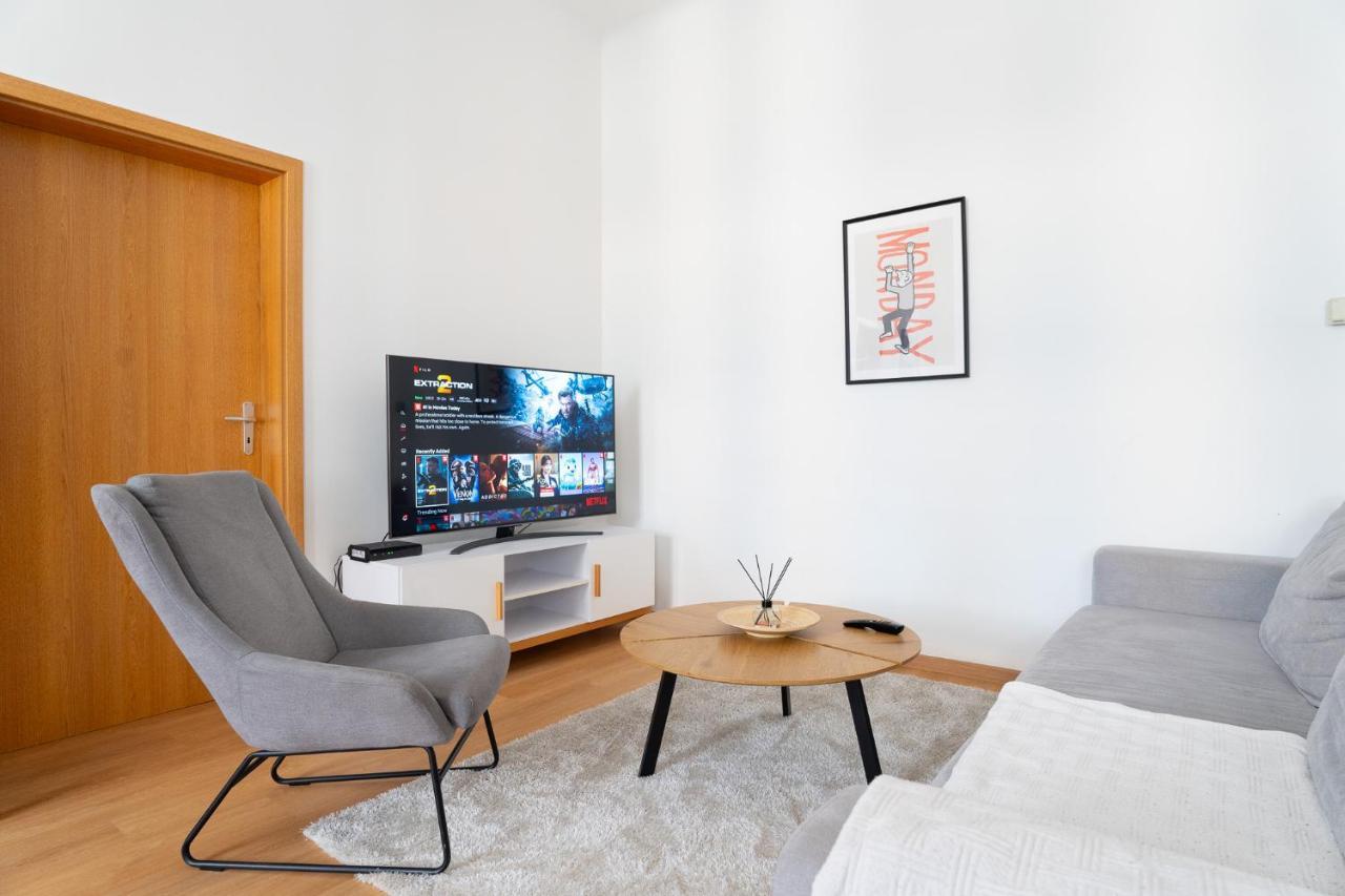 The Dante Prague - Family And Friends Apartments Экстерьер фото