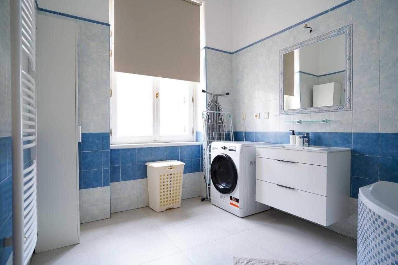 The Dante Prague - Family And Friends Apartments Экстерьер фото